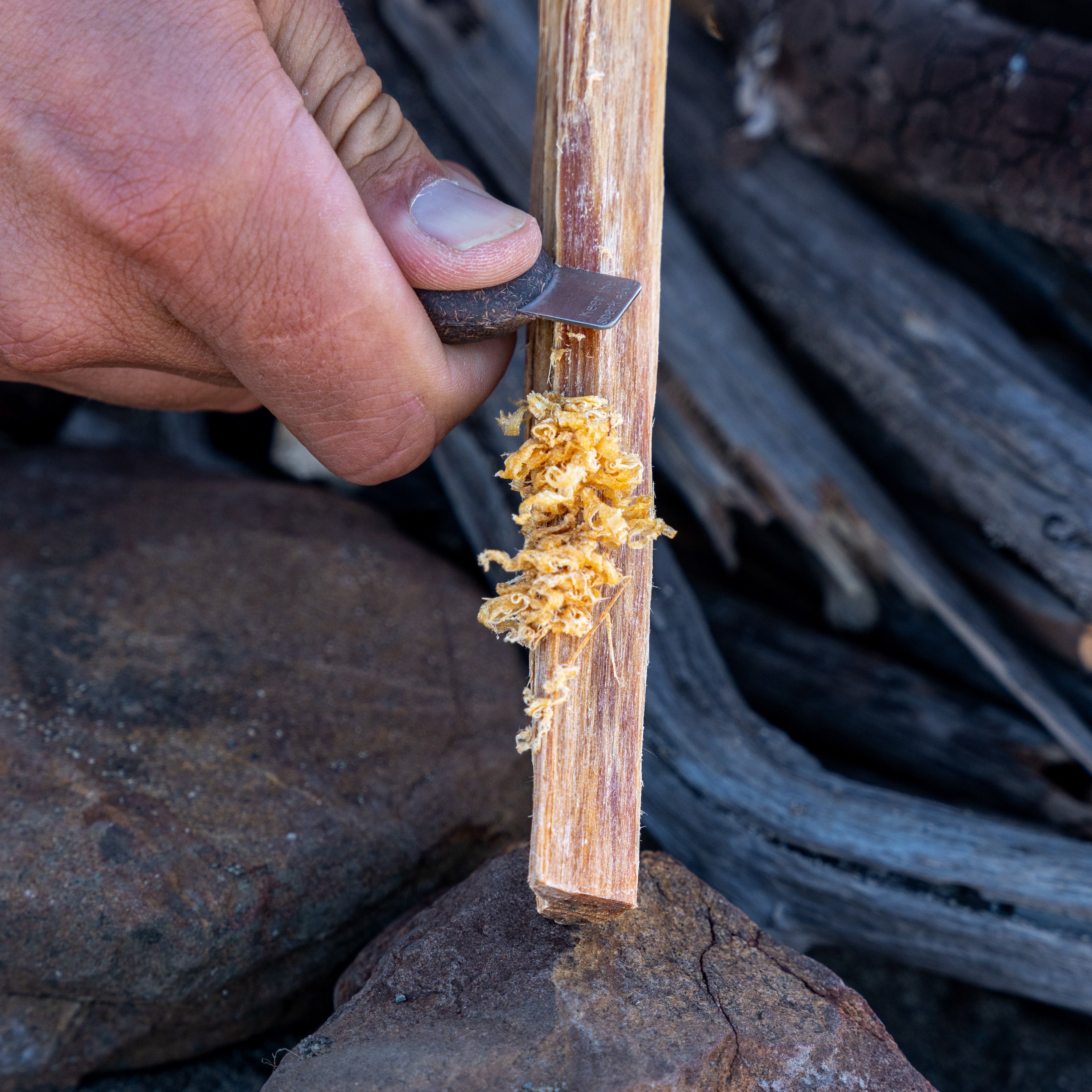 Swedish FireSteel army 2in1